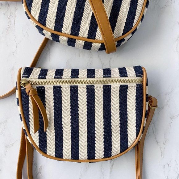 American Eagle By Payless Handbags - [Last One] American Eagle Nautical Saddle Bag